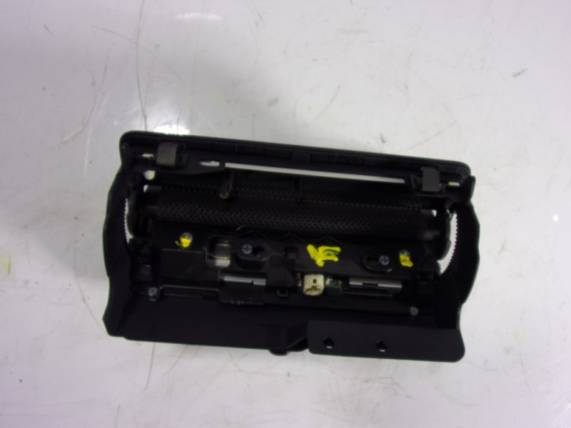 Recambio de pantalla multifuncion para audi q3 (8u) 2.0 tdi referencia OEM IAM 8U0919603 8U0857273B 