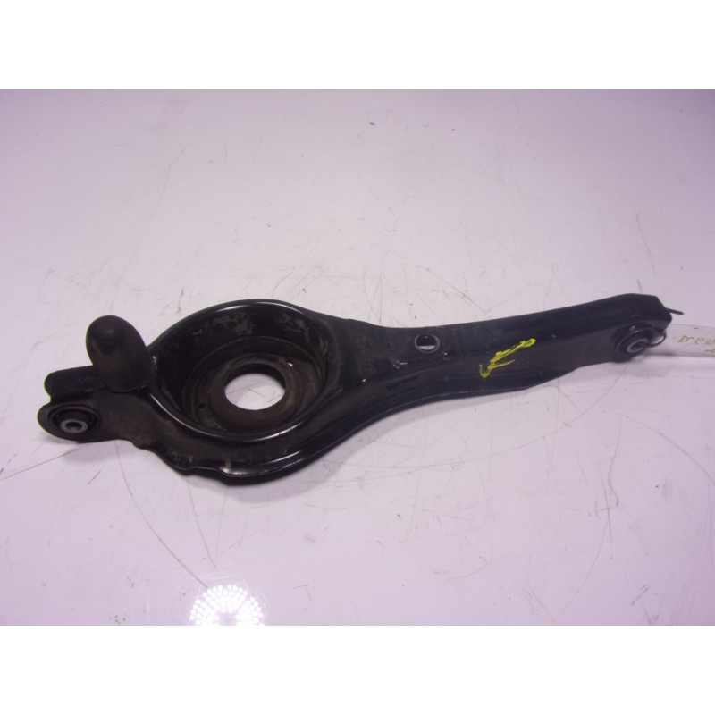 Recambio de brazo suspension inferior trasero derecho para volvo c30 2.4 20v diesel referencia OEM IAM 30736922  