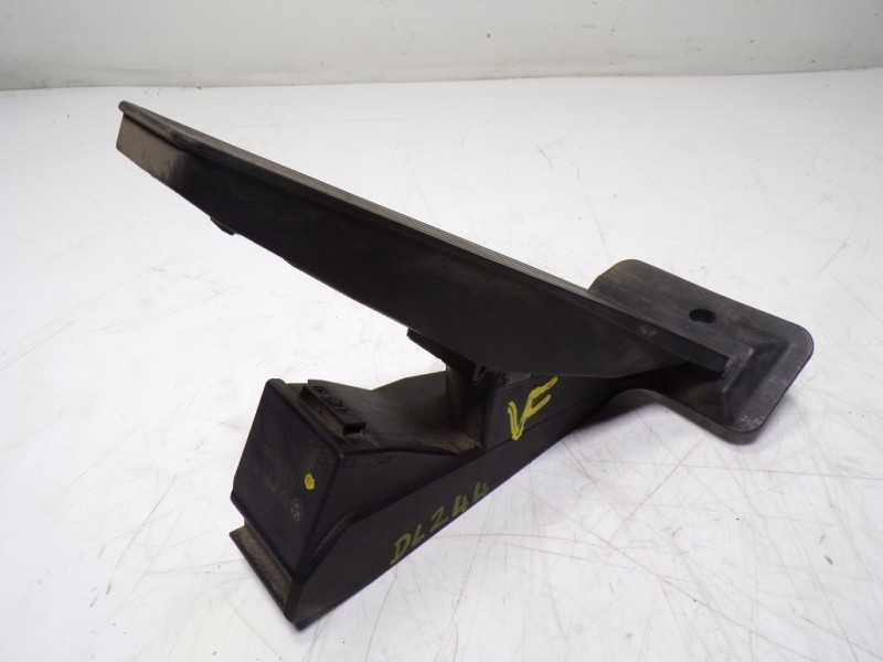 Recambio de potenciometro pedal para bmw serie 5 lim. (f10) 530d xdrive referencia OEM IAM 35426860784 3542685857402 
