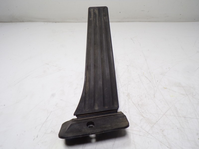 Recambio de potenciometro pedal para bmw serie 5 lim. (f10) 530d xdrive referencia OEM IAM 35426860784 3542685857402 