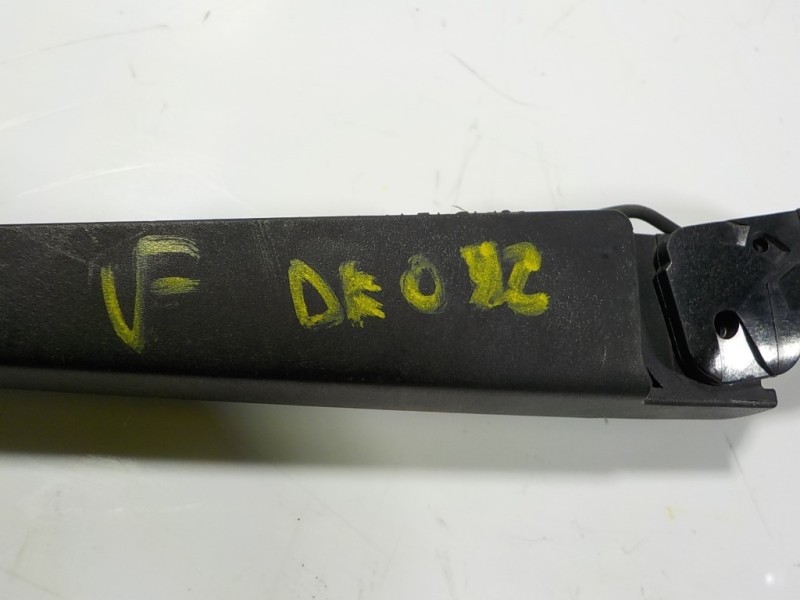 Recambio de brazo limpia trasero para mazda cx-3 2.0 16v cat referencia OEM IAM   