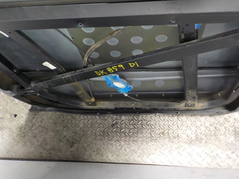 Recambio de puerta delantera izquierda para volkswagen touareg (7la) 2.5 tdi referencia OEM IAM 7L0831055L  