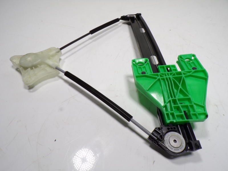 Recambio de elevalunas trasero izquierdo para seat leon sportstourer (kl8) 2.0 tdi referencia OEM IAM 5FA839461 5FA839461 