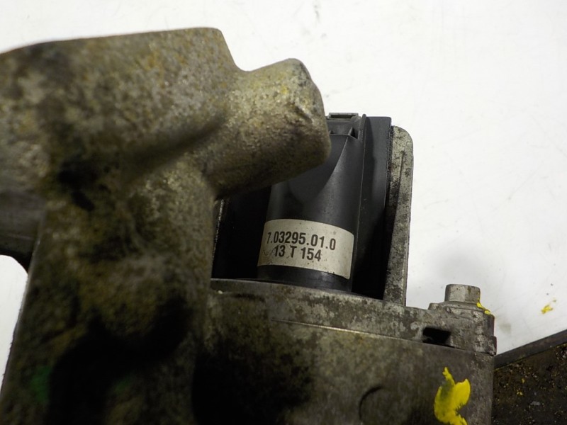 Recambio de valvula egr para lancia voyager (404) platinum referencia OEM IAM K68142877AA 703295010 K68158442AA