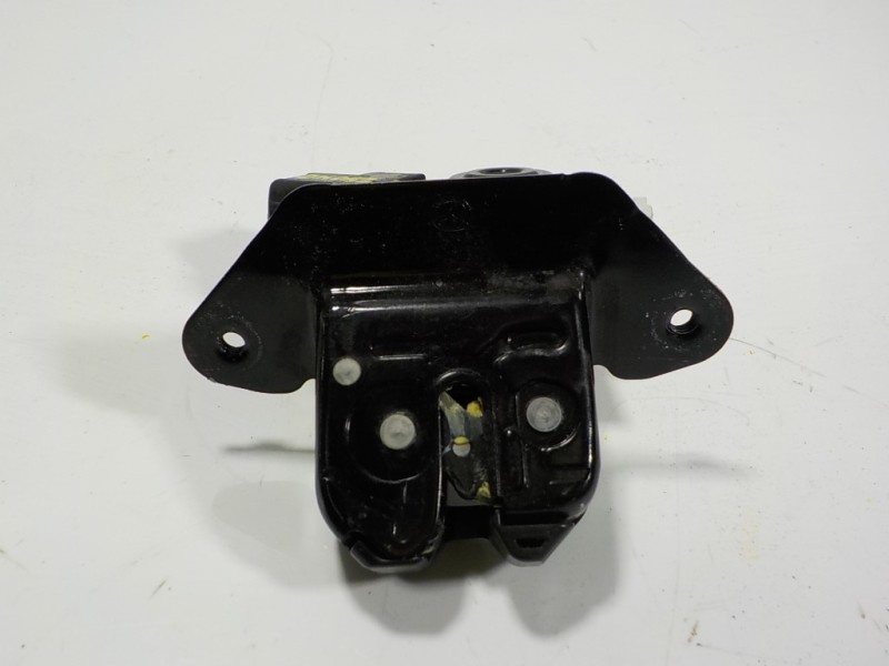 Recambio de cerradura maletero / porton para mazda cx-3 2.0 16v cat referencia OEM IAM   