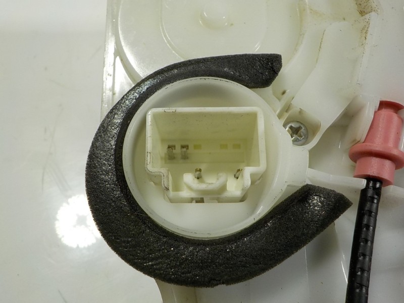 Recambio de cerradura puerta delantera derecha para mazda cx-3 2.0 16v cat referencia OEM IAM  9F19C0231 