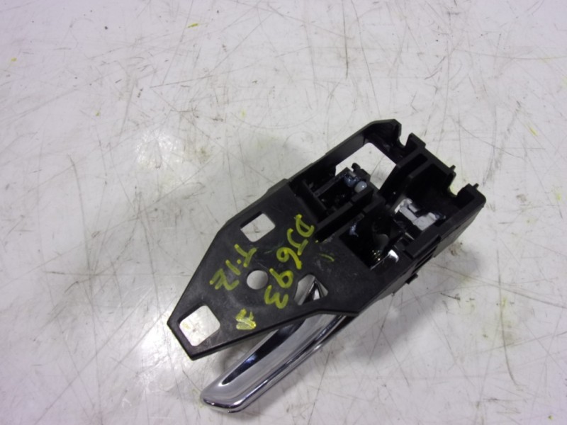 Recambio de maneta interior trasera izquierda para toyota hilux (3b/3c/3d) doble cabina referencia OEM IAM 692060K120C0  