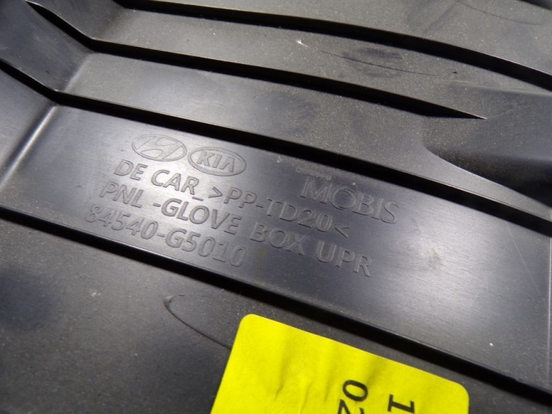 Recambio de guantera para kia niro drive plug-in hybrid referencia OEM IAM 84510G5000WK 84540G5010 84540G5010