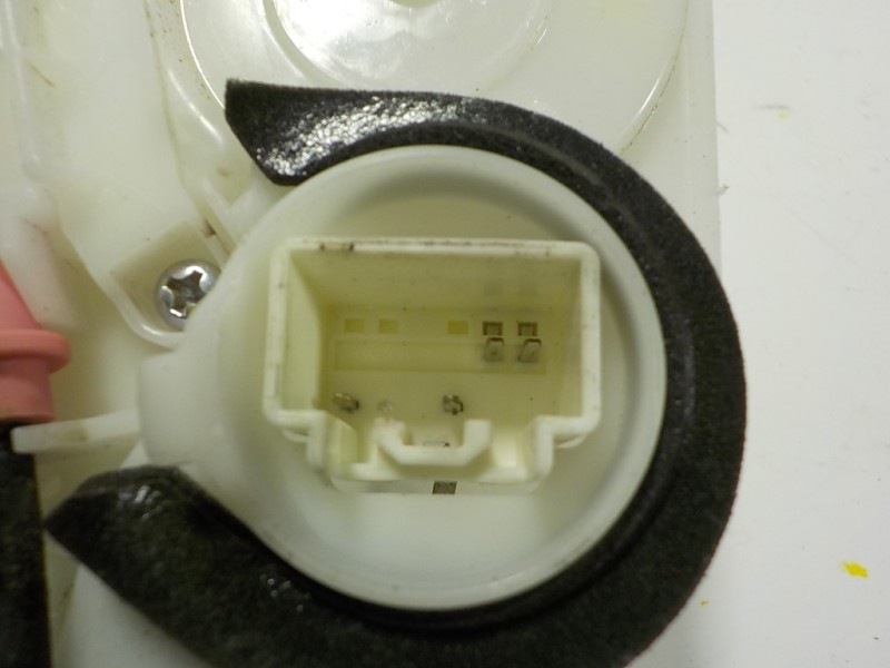 Recambio de cerradura puerta trasera izquierda para mazda cx-3 2.0 16v cat referencia OEM IAM  9F19C0354 