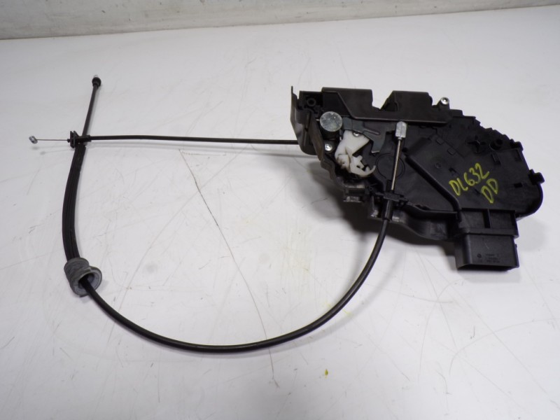 Recambio de cerradura puerta delantera derecha para volvo c30 2.4 20v diesel referencia OEM IAM 31253662 30753664 