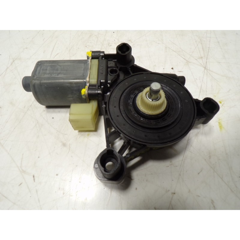 Recambio de motor elevalunas delantero izquierdo para volkswagen tiguan 2.0 tdi referencia OEM IAM 5Q0959802C 5Q0959802C 