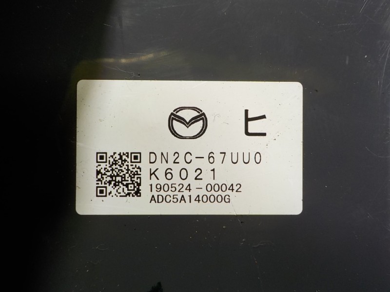 Recambio de modulo electronico para mazda cx-3 2.0 16v cat referencia OEM IAM  DN2C67UU0 