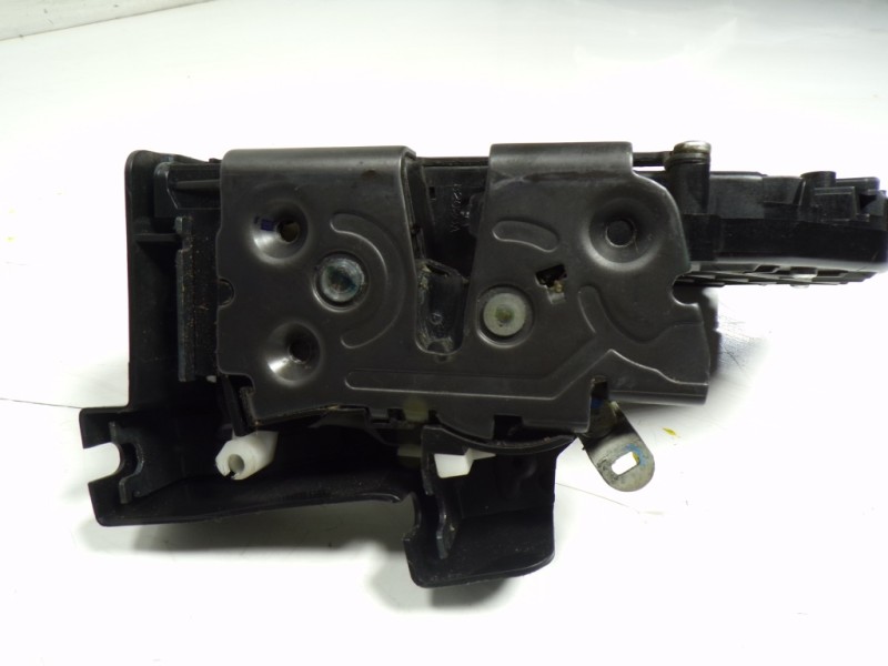 Recambio de cerradura puerta delantera izquierda para volvo c30 2.4 20v diesel referencia OEM IAM 31253661 30753658 