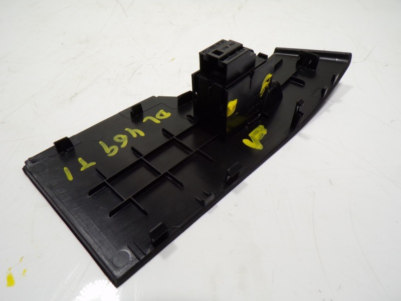 Recambio de mando elevalunas trasero izquierdo para seat leon sportstourer (kl8) 2.0 tdi referencia OEM IAM 5G0959855NWZU 5G0959