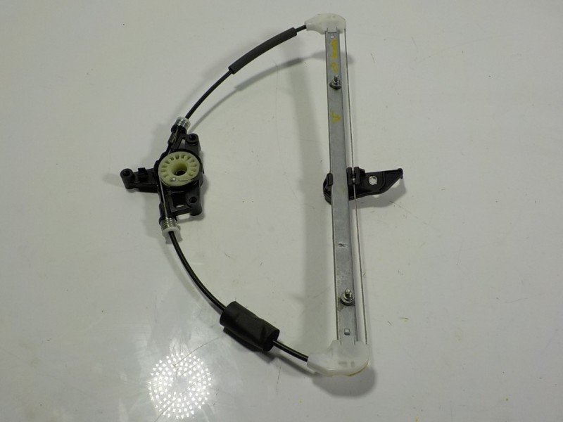 Recambio de elevalunas trasero derecho para mazda cx-3 2.0 16v cat referencia OEM IAM   