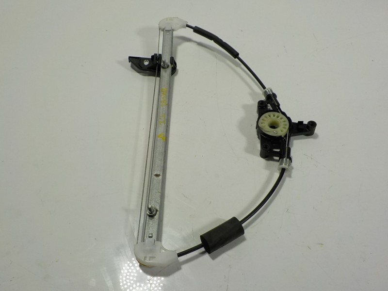 Recambio de elevalunas trasero izquierdo para mazda cx-3 2.0 16v cat referencia OEM IAM   