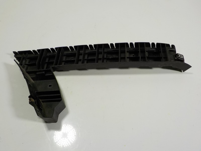 Recambio de molduras traseras para bentley continental gt supersports referencia OEM IAM 3W8807375D 3W8807393C 