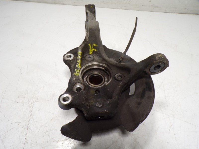 Recambio de mangueta delantera derecha para kia niro drive plug-in hybrid referencia OEM IAM 51711G2000  51750F2000