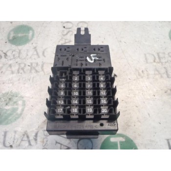CAJA RELES / FUSIBLES 