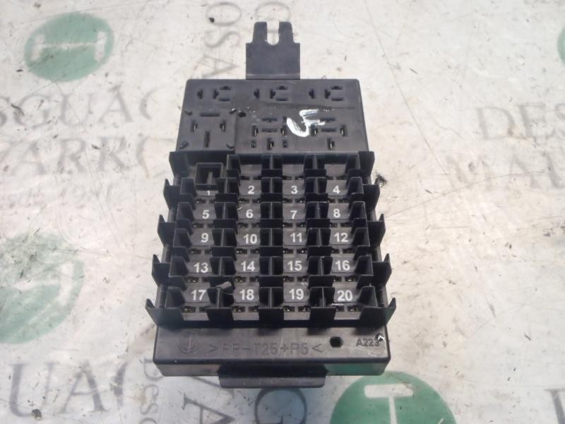 Recambio de caja reles / fusibles para alfa romeo 166 2.4 jtd 20v distinctive referencia OEM IAM   