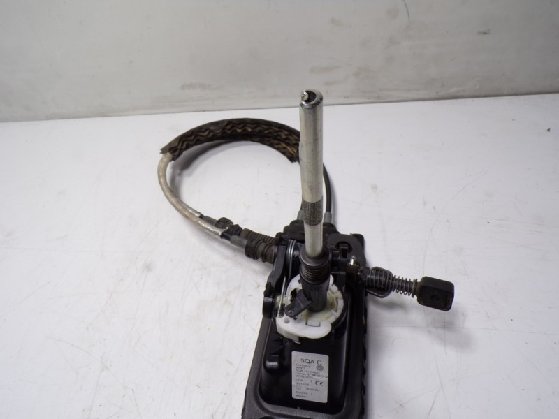 Recambio de palanca cambio para volkswagen tiguan 2.0 tdi referencia OEM IAM 5QA711049C 5QA711049 