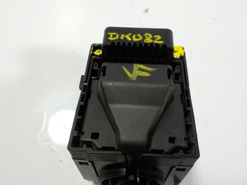 Recambio de mando limpia para mazda cx-3 2.0 16v cat referencia OEM IAM  DA6B946B 