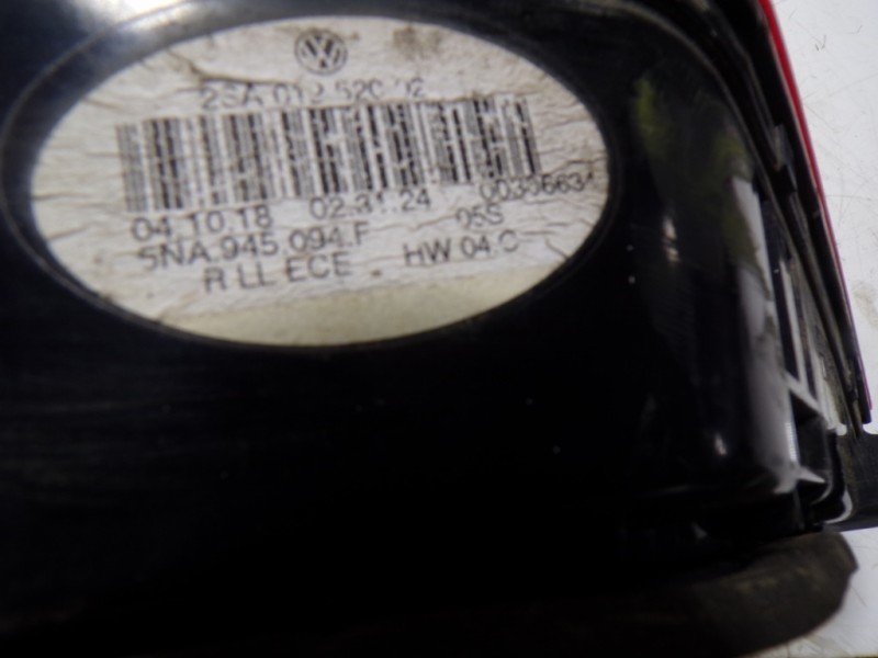 Recambio de piloto trasero derecho interior para volkswagen tiguan 2.0 tdi referencia OEM IAM 5NA945094F 2SA01252002 