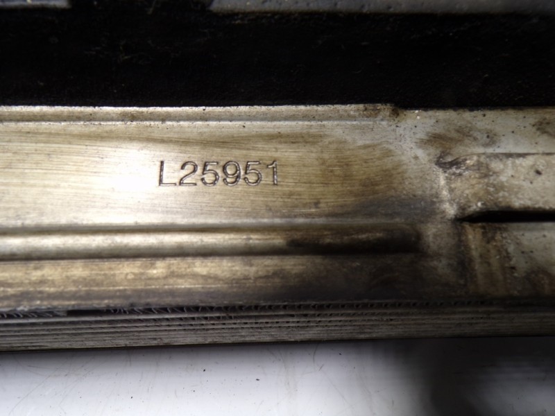 Recambio de intercooler para land rover discovery 2.7 td v6 cat referencia OEM IAM PML500011 PML500010 L25951