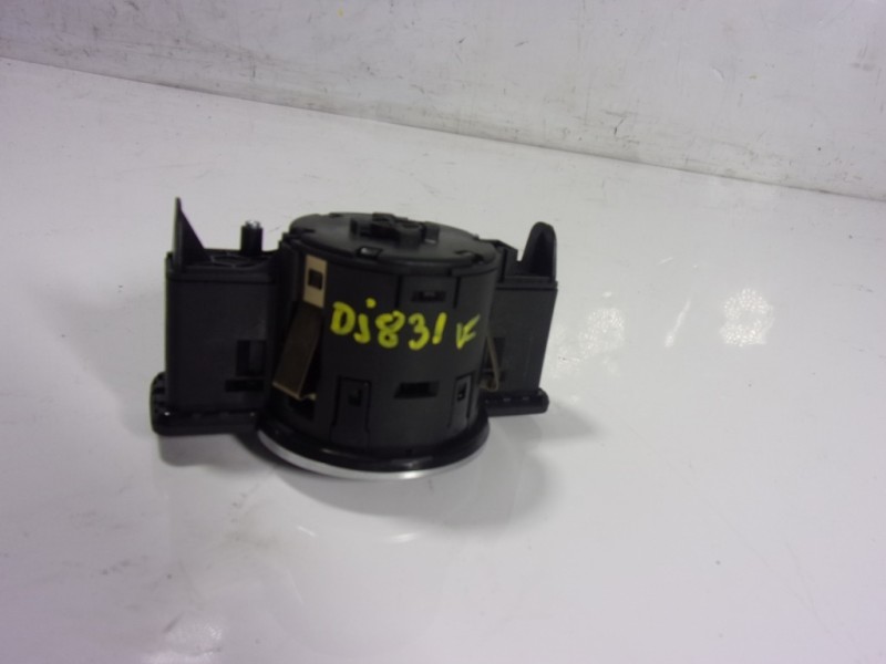 Recambio de mando luces para mercedes-benz clase a (w176) 2.1 cdi cat referencia OEM IAM A21290505519107  