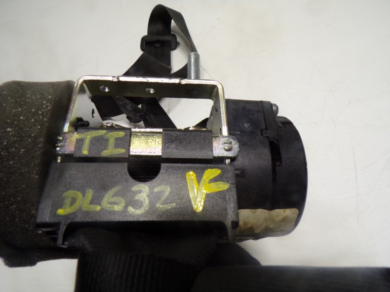 Recambio de cinturon seguridad trasero izquierdo para volvo c30 2.4 20v diesel referencia OEM IAM 30642226  