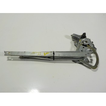 ELEVALUNAS DELANTERO DERECHO 698100D300 857100D100 AV2621002331