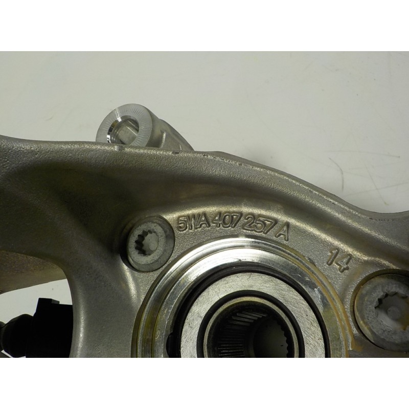 Recambio de mangueta delantera izquierda para seat leon sportstourer (kl8) 2.0 tdi referencia OEM IAM 5WA407253A 5WA407257A 5WA4