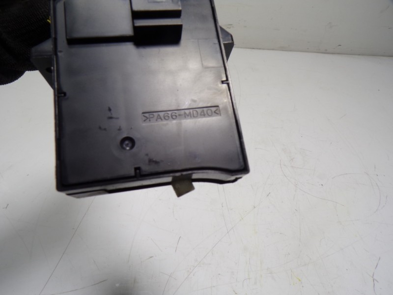 Recambio de mando intermitentes para land rover discovery 2.7 td v6 cat referencia OEM IAM XPC500120PVJ PA66MD40 