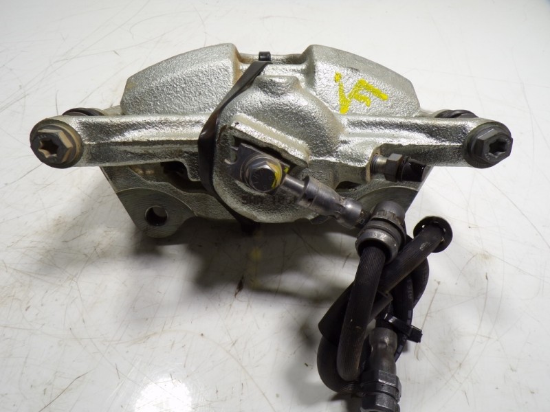 Recambio de pinza freno delantera derecha para seat leon sportstourer (kl8) fr referencia OEM IAM 5WA615124  