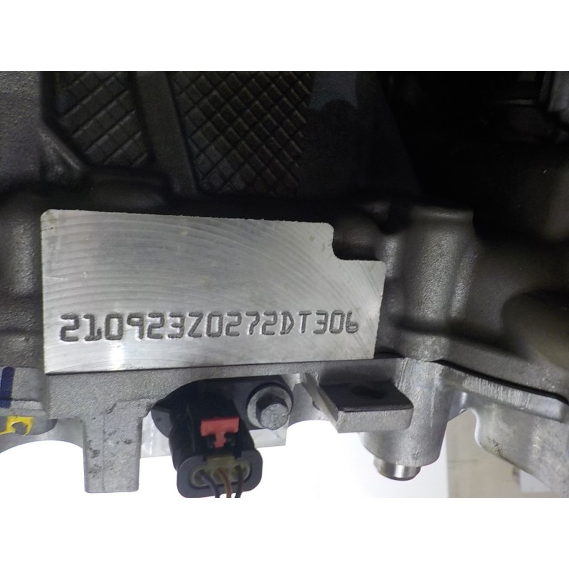 Recambio de motor completo para land rover new discovery l462 3.0 d referencia OEM IAM LR142504 DT306 