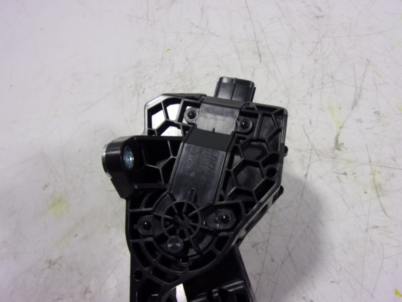 Recambio de potenciometro pedal para toyota hilux (3b/3c/3d) doble cabina referencia OEM IAM 78110KK021 78110KK00 