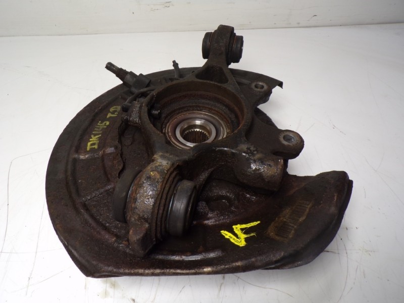 Recambio de mangueta trasera derecha para land rover discovery 2.7 td v6 cat referencia OEM IAM RLH500020  