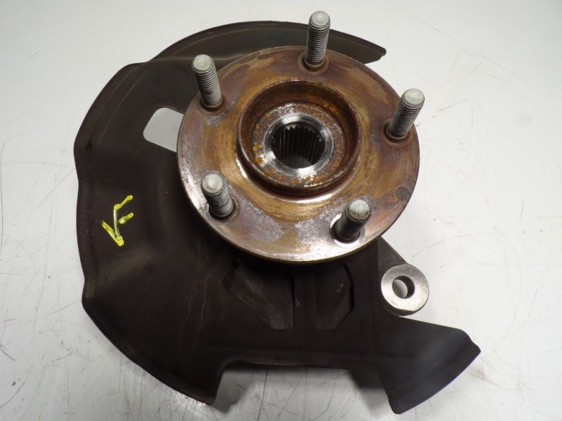 Recambio de mangueta delantera derecha para mazda cx-3 2.0 16v cat referencia OEM IAM   