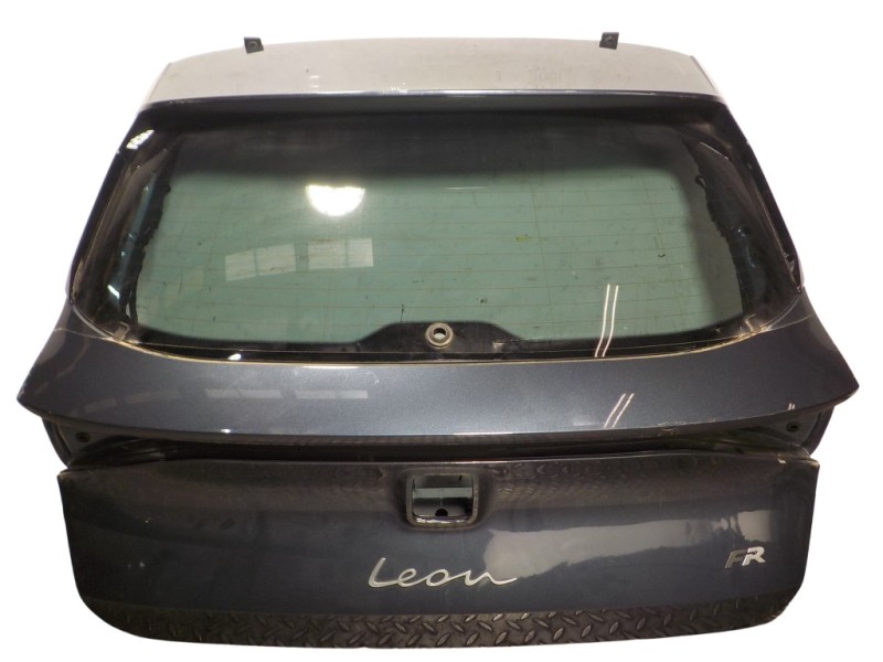 Recambio de porton trasero para seat leon sportstourer (kl8) fr referencia OEM IAM 5FE827023  