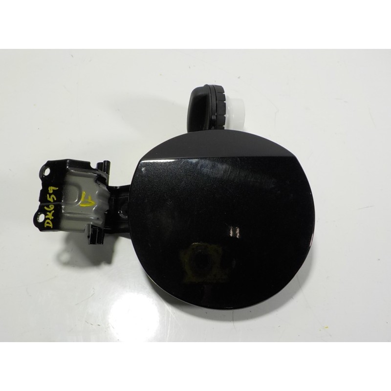 Recambio de tapa combustible para toyota corolla (e21) hybrid 90kw referencia OEM IAM 7735002220  