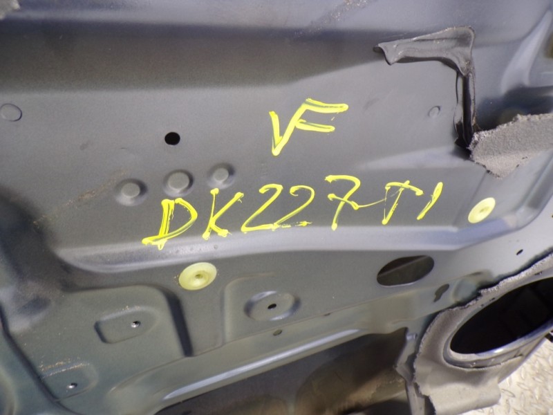 Recambio de puerta trasera izquierda para ford galaxy (ca1) 2.0 tdci cat referencia OEM IAM 1681839  