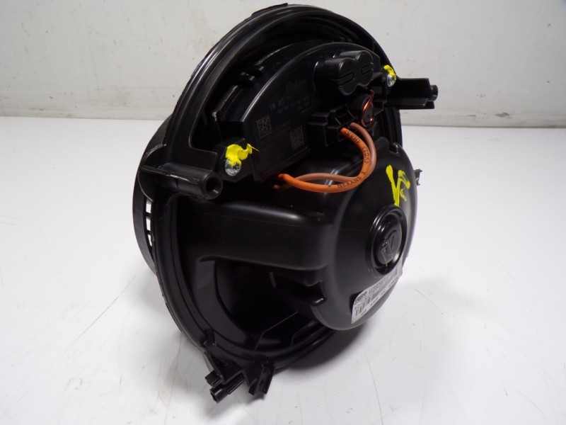 Recambio de motor calefaccion para seat leon sportstourer (kl8) 2.0 tdi referencia OEM IAM 3Q1819021A 3Q1819021E 5WA907521