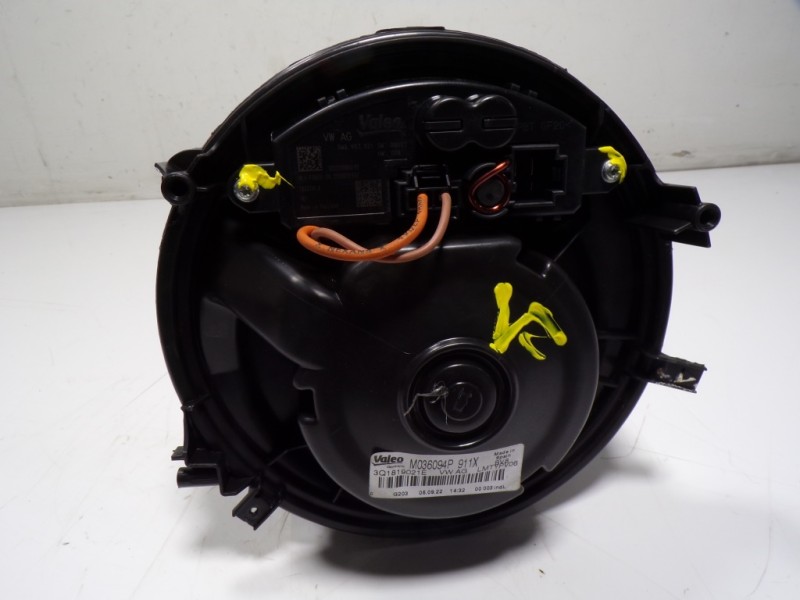 Recambio de motor calefaccion para seat leon sportstourer (kl8) 2.0 tdi referencia OEM IAM 3Q1819021A 3Q1819021E 5WA907521