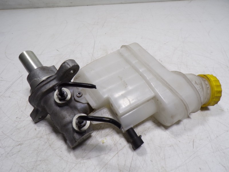 Recambio de bomba freno para fiat 500 x (334) 1.6 16v cat referencia OEM IAM 77367149 17509471686 