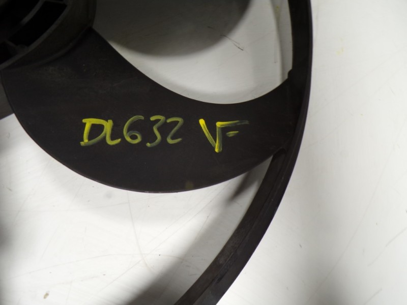 Recambio de electroventilador para volvo c30 2.4 20v diesel referencia OEM IAM 31261990 1137328365 