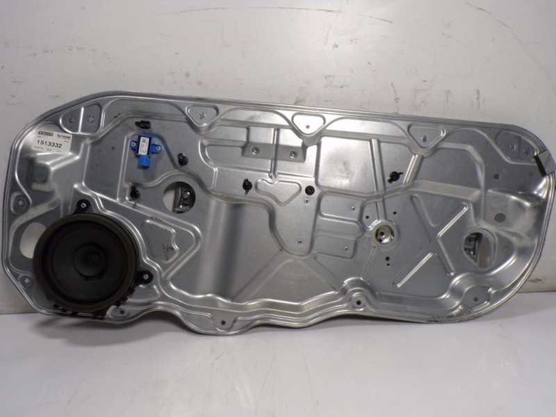 Recambio de elevalunas delantero derecho para volvo c30 2.4 20v diesel referencia OEM IAM 30784510 1513332 