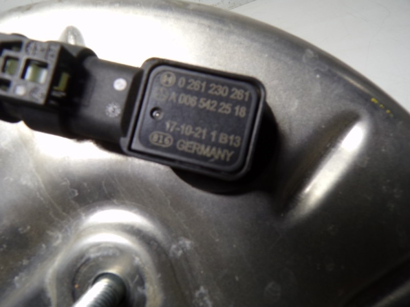 Recambio de servofreno para mercedes-benz clase a (w176) 2.1 cdi cat referencia OEM IAM A2464300930 A2464301230 0261230261