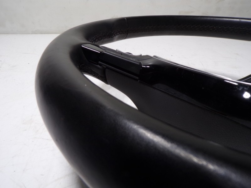 Recambio de volante para volkswagen tiguan 2.0 tdi referencia OEM IAM 5TA419091AHE74 5TA419091 