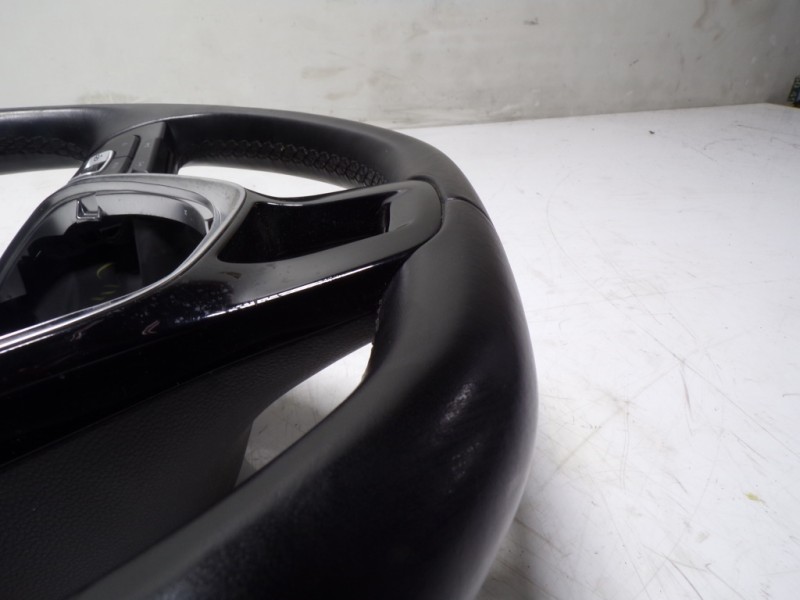 Recambio de volante para volkswagen tiguan 2.0 tdi referencia OEM IAM 5TA419091AHE74 5TA419091 