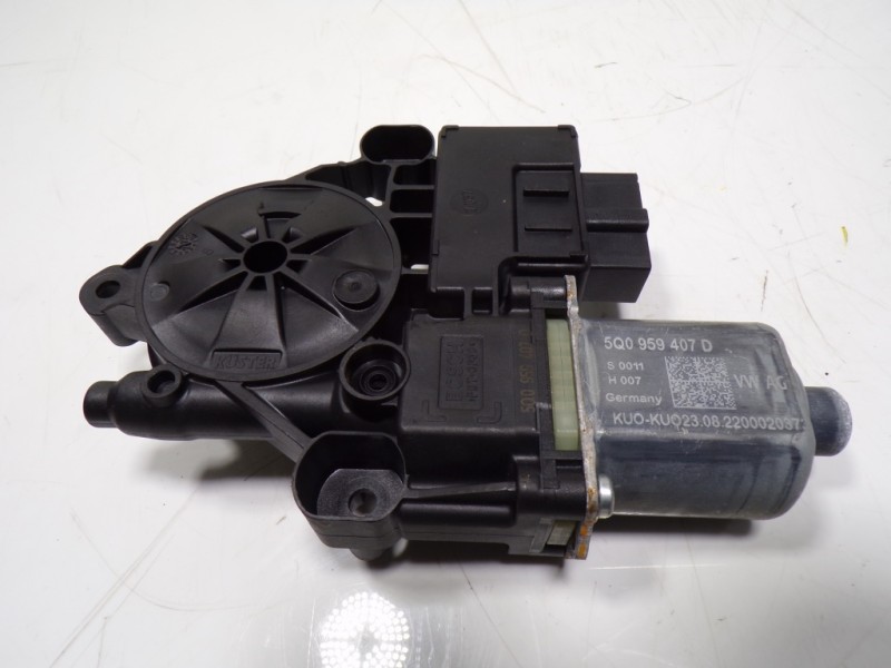 Recambio de motor elevalunas trasero izquierdo para seat leon sportstourer (kl8) 2.0 tdi referencia OEM IAM 5Q0959407D 5Q0959407